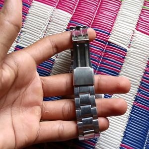 I Am Selling A Brand New Chain Watch