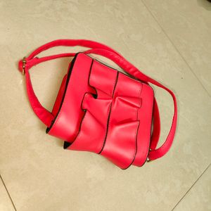 Sling Bag For Women. Stylish And Modern. Like New