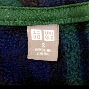 Uniqlo Unisex Checkered Fleece Jacket