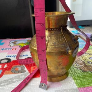 Nepali Lota