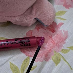 NYX LIP LINGERIE XXL