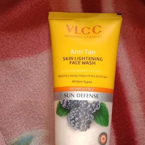 VLCC  Anti Tan Face Wash