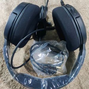 Corsair Hs35 V2 Multiplatform Gaming On Ear Headse