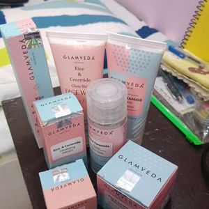 GLAMVEDA SKINCARE PRODUCTS FOR GLASS SKIN