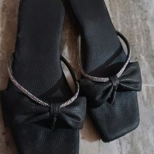 Very Comfortable And Adorable Flats