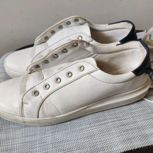 Women Sneakers - USED