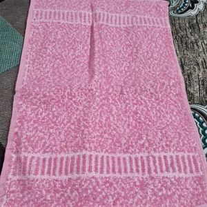 Cotton  Hand  Towel Combo Of 4(2 Medium,2small)