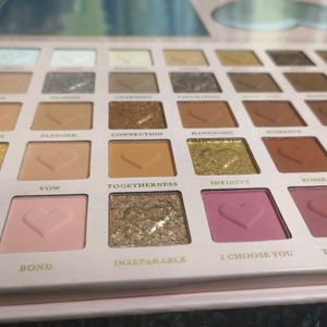 PLOUSIE WEDDING EYESHADOW PALETTE