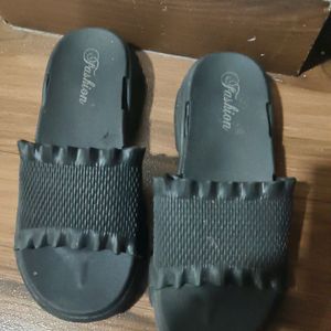 black wedges slipper