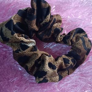 Stylish Cheetah Print Scrunchies