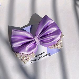 Pearl Bow Clip