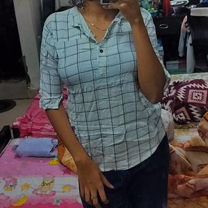 Whited Checkered Shirt Pattern Top