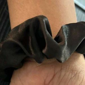 Scrunchies Black