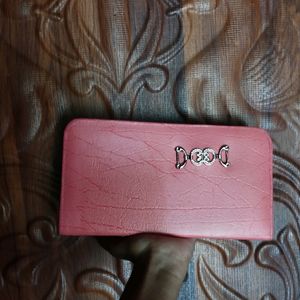 Cute Pink Clutches💓