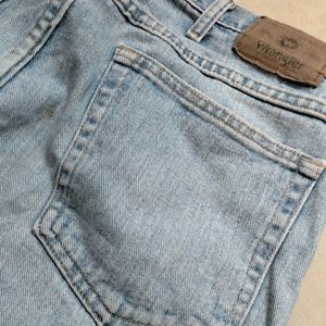 Used Shorts For Men With Obvious Flaws