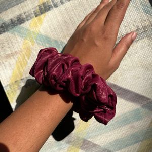 Marron Scrunchie