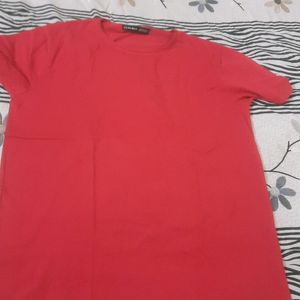 Zara RED XXL TSHIRT