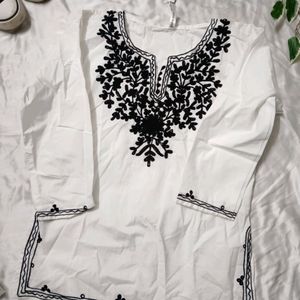 chikankari kurti Tunics