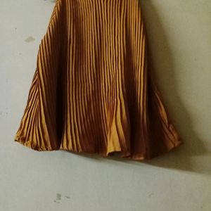 Crop Top Sleeveless Yellow Colour