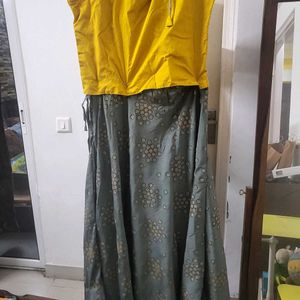 Crop Top Lahenga