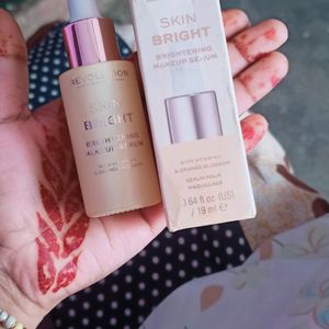 Makeup Revolution Face Serum