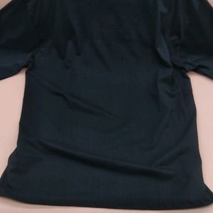 Brand New Calvin Klein Drop Shoulders T-shirts