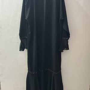 Dubai Abaya