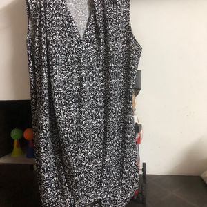 Black White Printed Sleeveless Top