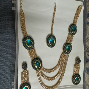 AD Jewellery Set - Beautiful Necklace With Earring