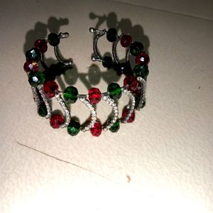 Unused Bracelet.