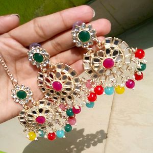 Multicolored Earrings And Mangtika Set