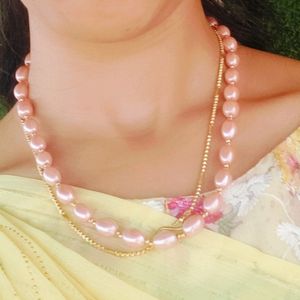 Stylish Neckpiece