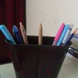 Pen Holder