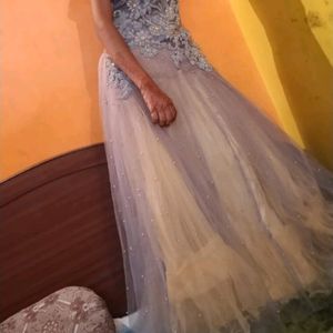 Is Free Size Gown It's Look Gorgeous