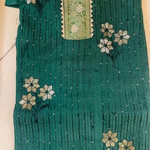 Embroided Kurta Pant With Dupatta Like New