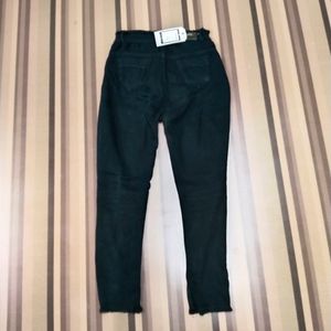 S,-90 Size 28 Slim Fit Women Denim Jeans