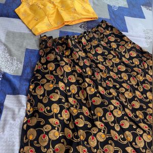 Banarsi lehanga choli