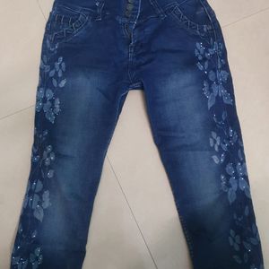 Blue Denim Capri For Girls (Teens/ Women)