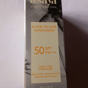 SUNSCREEN 50 SPF PA+++ UVA UVB HYDRATION