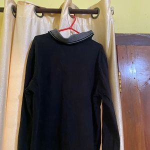 Black Very Comfortable Sweater