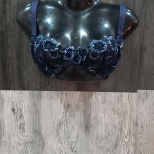 Flower Applique Lacy Intimate Bra