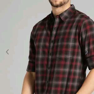 Roadster Lifestyle Co Men Maroon & Black