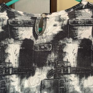 Abstract Print Top