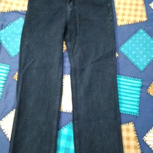 Women black jeans