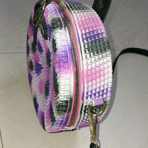 Slingbag/Shoulder Bag Round Shape