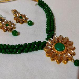 💚 Green Necklace For Mehndi Function & Festival