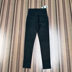 S-39 Size 28 Slim Fit Women Denim Jeans