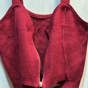 maroon crop zip up top