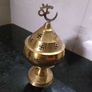 akhand diya for puja in brass,table divo