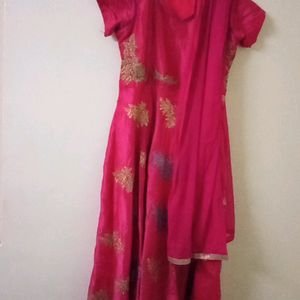 Long Festive Wear Kurta With Bottom And Chunni